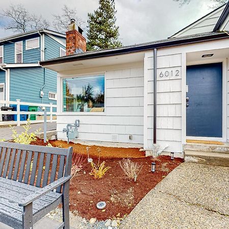 Charming Bryant Bungalow Villa Seattle Exterior photo